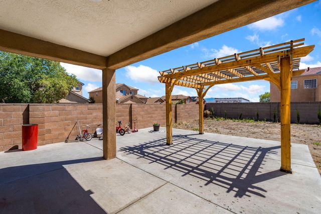1416 Airport Drive SW, Albuquerque, NM 87121