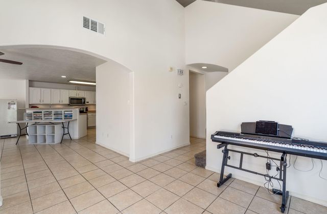 1416 Airport Drive SW, Albuquerque, NM 87121