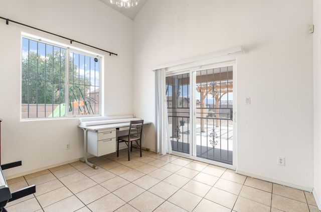 1416 Airport Drive SW, Albuquerque, NM 87121