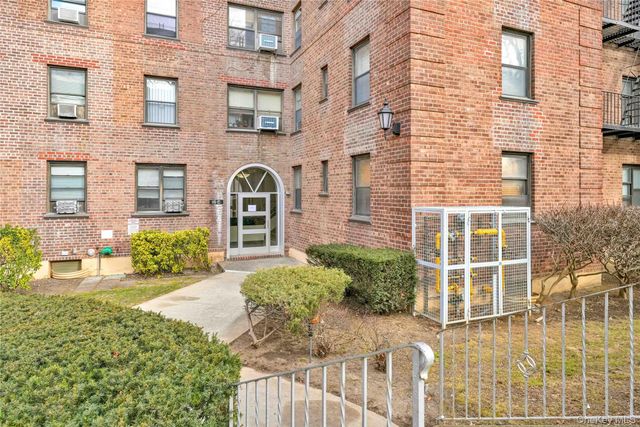 141-15 28th Avenue 4G, Flushing, NY 11354
