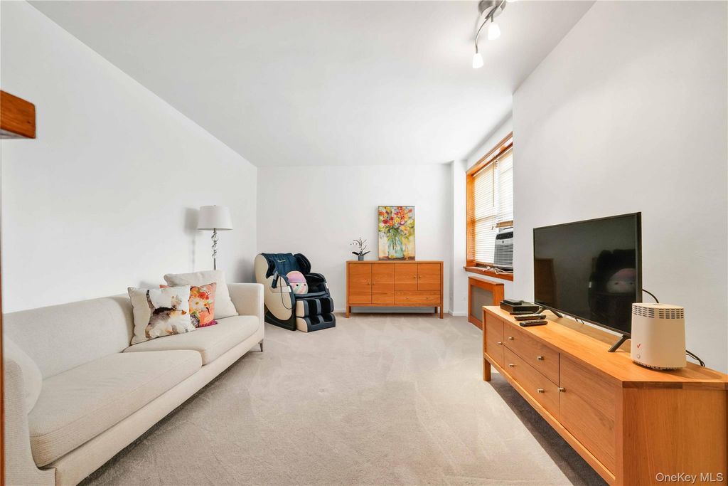 141-15 28th Avenue 4G, Flushing, NY 11354