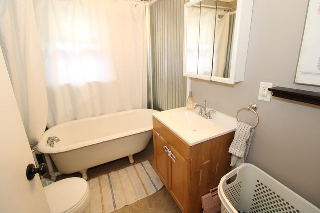 305 Residence St, El Dorado, KS 67042
