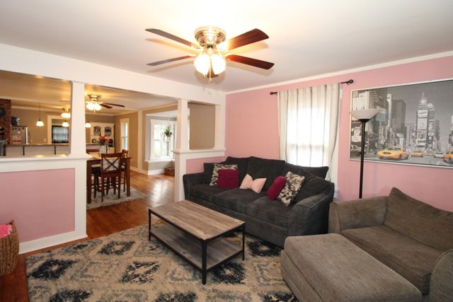 305 Residence St, El Dorado, KS 67042