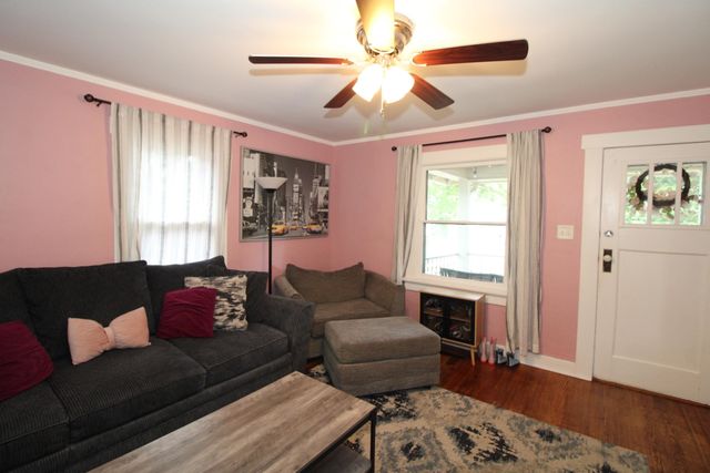 305 Residence St, El Dorado, KS 67042
