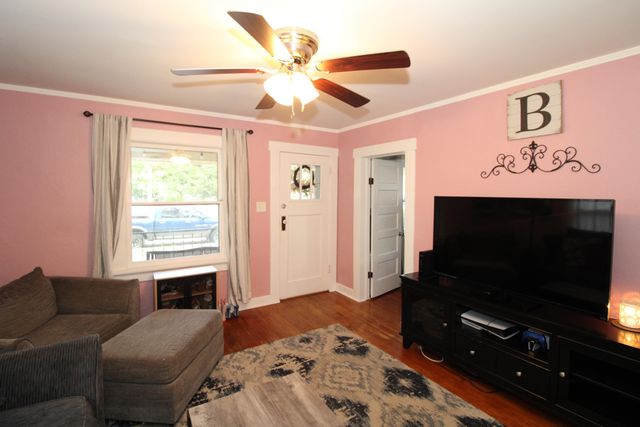 305 Residence St, El Dorado, KS 67042