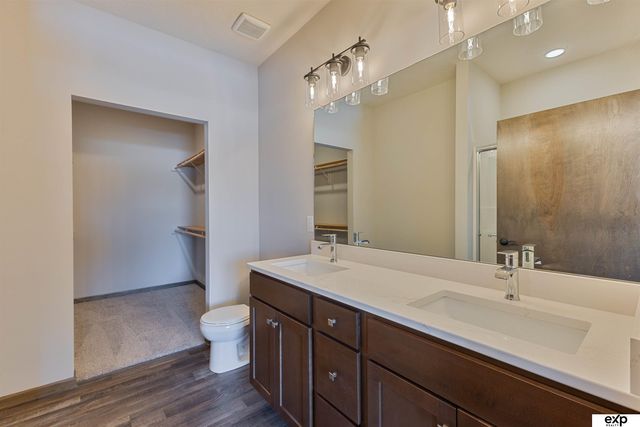 8105 S 177th Street, Omaha, NE 68136