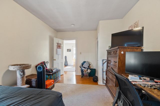 53 Summer St, Natick, MA 01760