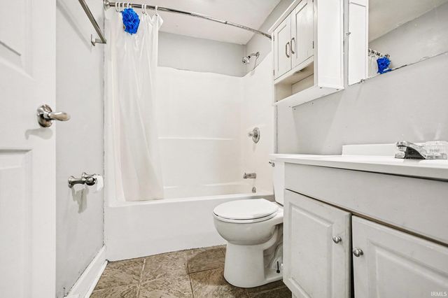 1026 W Rose Street, South Bend, IN 46616