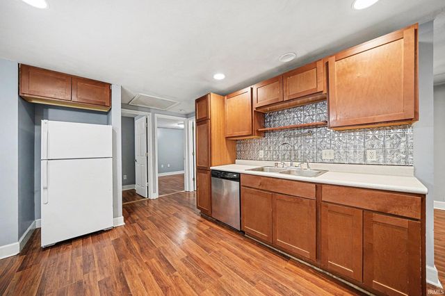 1026 W Rose Street, South Bend, IN 46616