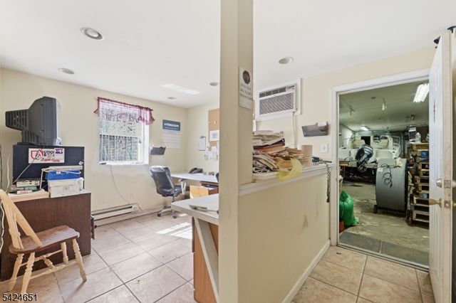 459 Fulton St, Elizabeth City, NJ 07206