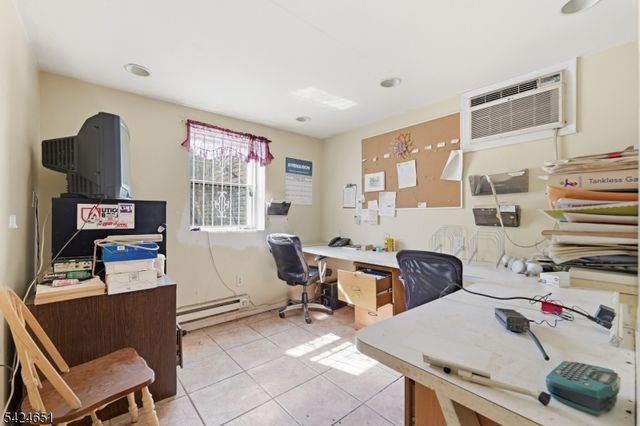 459 Fulton St, Elizabeth City, NJ 07206