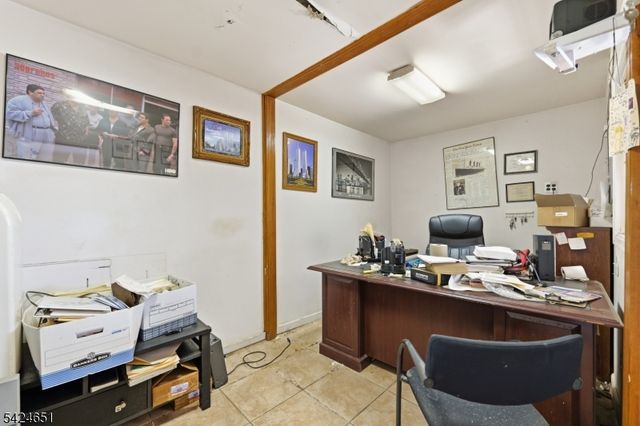 459 Fulton St, Elizabeth City, NJ 07206