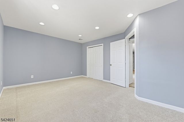 459 Fulton St, Elizabeth City, NJ 07206