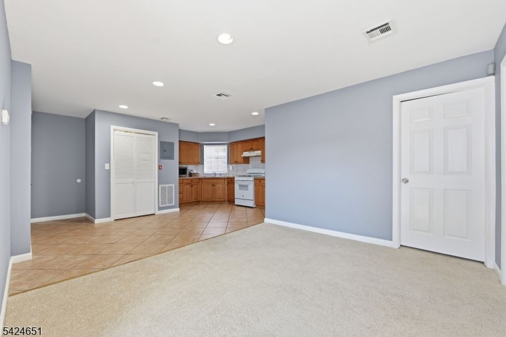459 Fulton St, Elizabeth City, NJ 07206 — photo 2