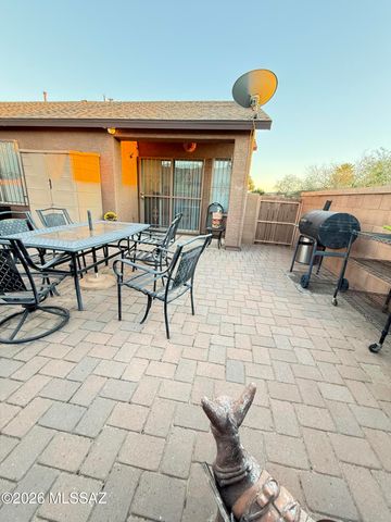 2055 E Calle La Malinche, Tucson, AZ 85706