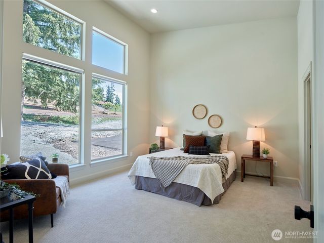 956 Paine Road, Castle Rock, WA 98611