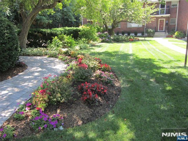 309B Grand Avenue 309B, Englewood, NJ 07631