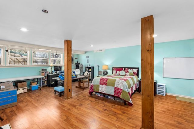 541 Robindale, Bandera, TX 78003