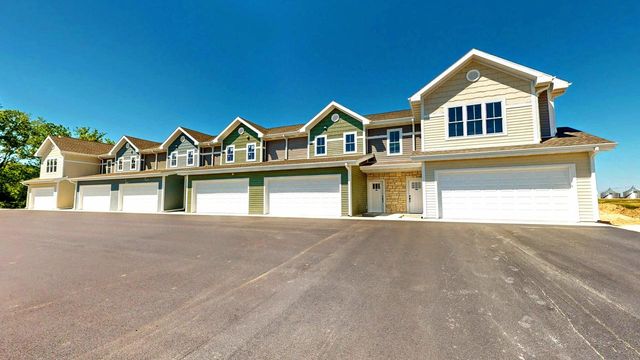 216 Settlers DRIVE, Jefferson, WI 53549