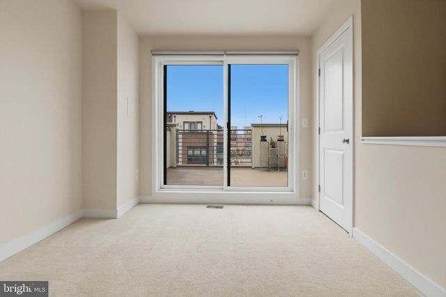 16199 COLUMBUS AVE, Rockville, MD 20855