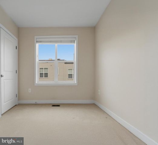 16199 COLUMBUS AVE, Rockville, MD 20855