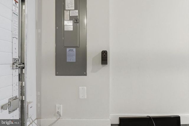 16199 COLUMBUS AVE, Rockville, MD 20855