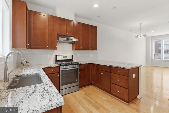 16199 COLUMBUS AVE, Rockville, MD 20855