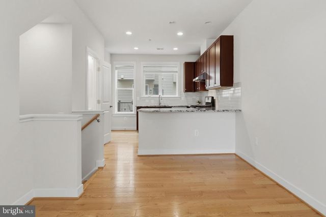 16199 COLUMBUS AVE, Rockville, MD 20855