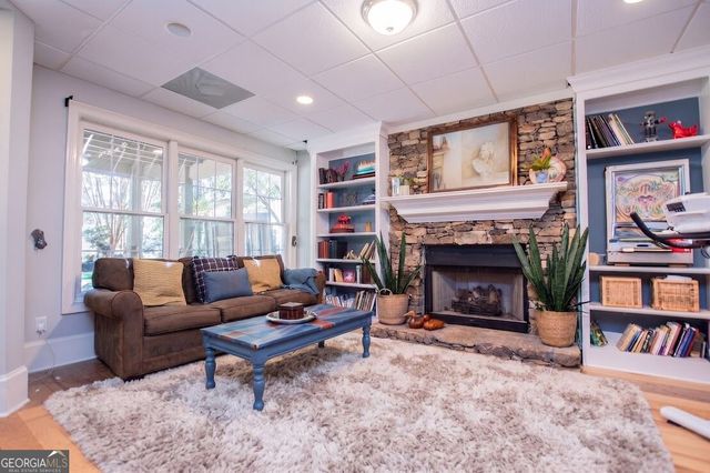 308 Laurel Lakes Drive, Carrollton, GA 30116