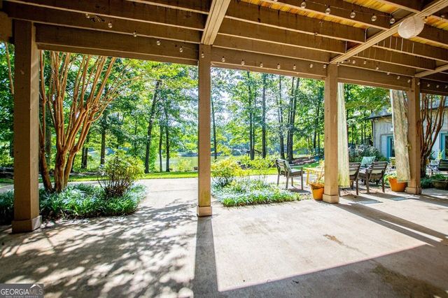 308 Laurel Lakes Drive, Carrollton, GA 30116