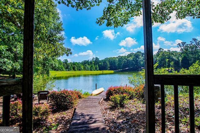 308 Laurel Lakes Drive, Carrollton, GA 30116