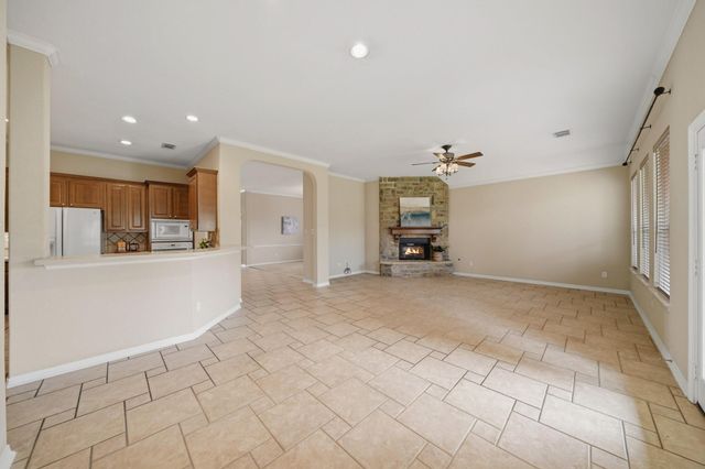 2107 Upland Shadows Drive, Sugar Land, TX 77479