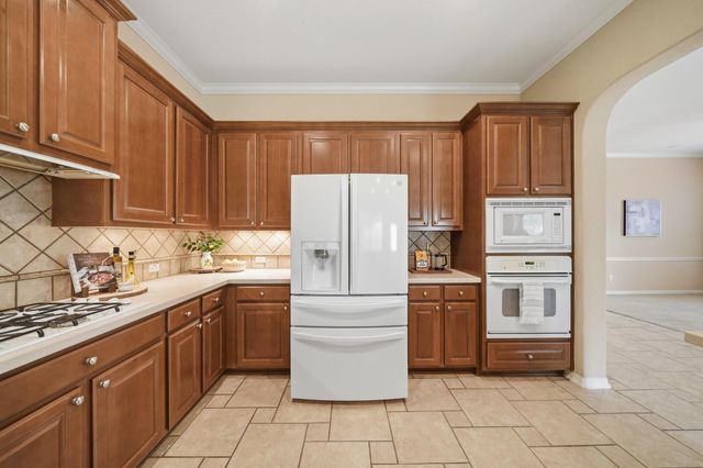 2107 Upland Shadows Drive, Sugar Land, TX 77479