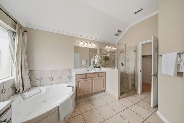 2107 Upland Shadows Drive, Sugar Land, TX 77479