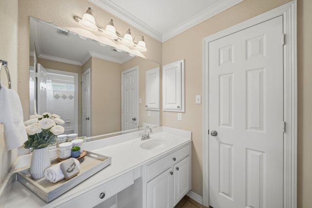 2107 Upland Shadows Drive, Sugar Land, TX 77479