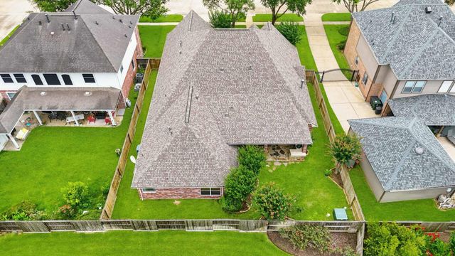 2107 Upland Shadows Drive, Sugar Land, TX 77479