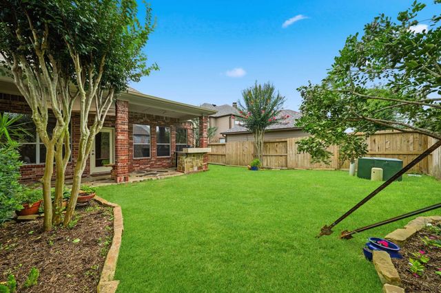 2107 Upland Shadows Drive, Sugar Land, TX 77479