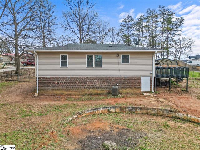 326 Millbank Road, Wellford, SC 29385