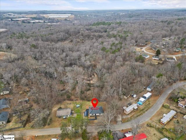 326 Millbank Road, Wellford, SC 29385