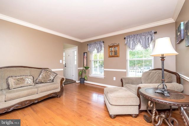 347 BEECHWOOD DR, Sellersville, PA 18960