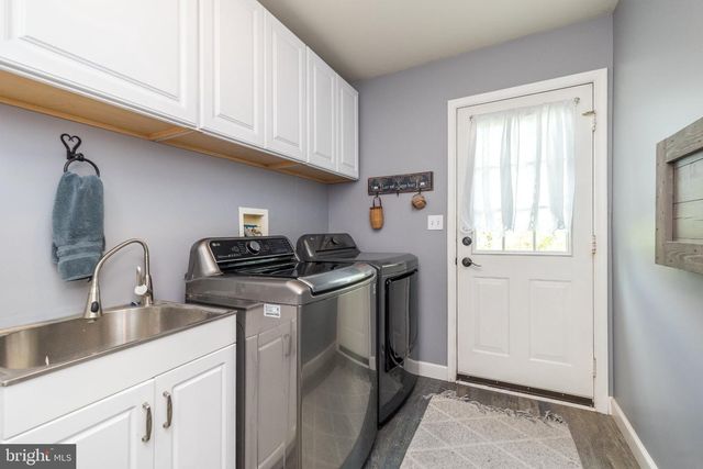 347 BEECHWOOD DR, Sellersville, PA 18960