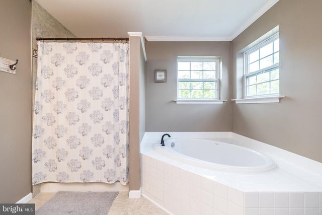 347 BEECHWOOD DR, Sellersville, PA 18960