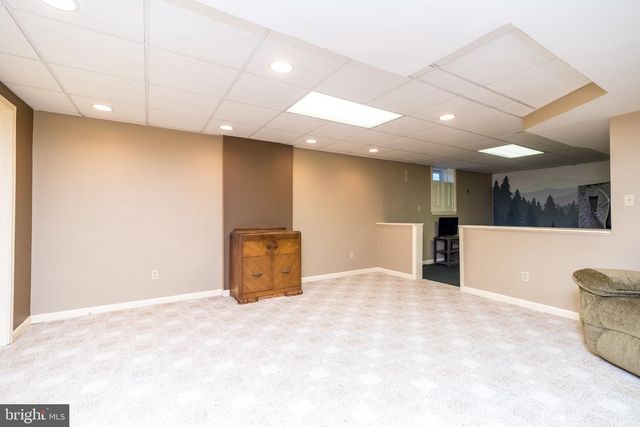 347 BEECHWOOD DR, Sellersville, PA 18960