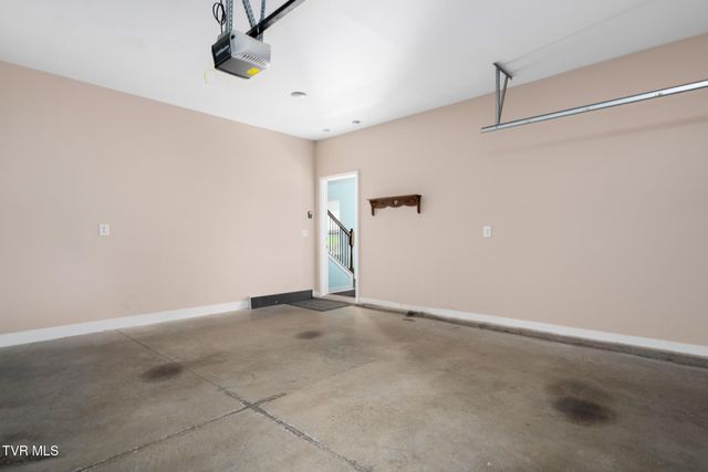 859 Barley Loop, Jonesborough, TN 37659