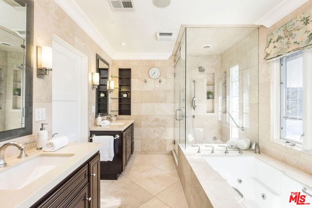 17108 Oak View Drive, Encino, CA 91316