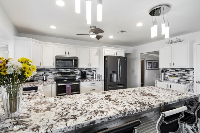 1140 LEISURE WORLD --, Mesa, AZ 85206