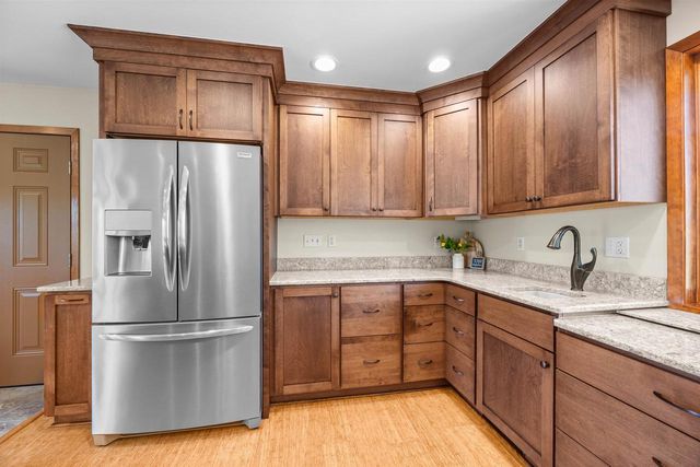 169003 SHOREWOOD DRIVE, Rosholt, WI 54473