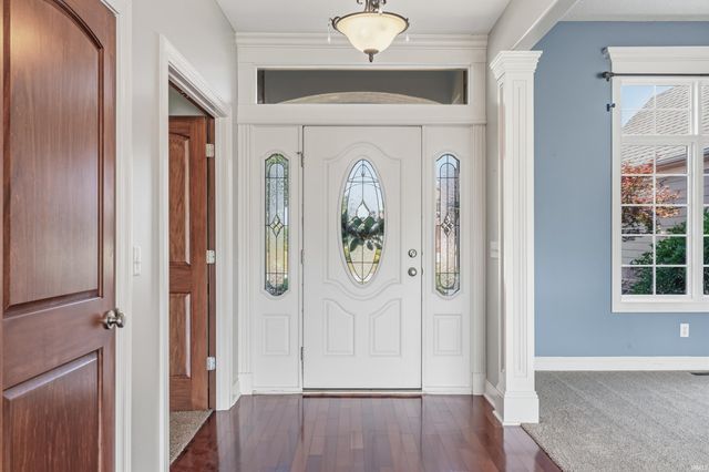 16020 Kestrel Drive, Huntertown, IN 46748