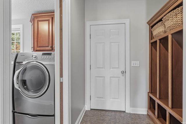 16020 Kestrel Drive, Huntertown, IN 46748