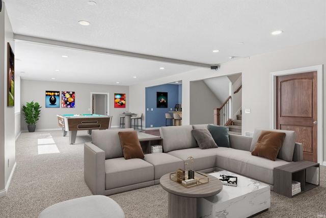 16020 Kestrel Drive, Huntertown, IN 46748
